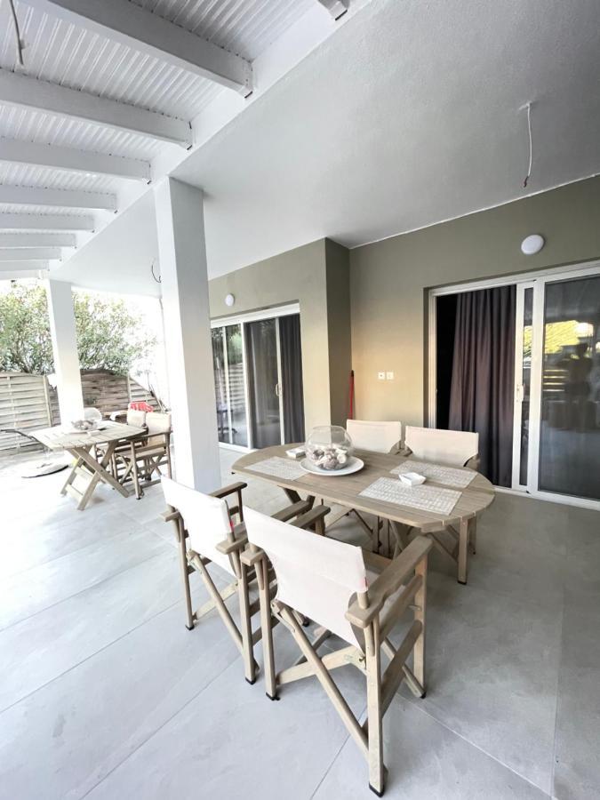 Central Luxury Apartment In Paralia Ofryniou Ofrinion Exterior photo