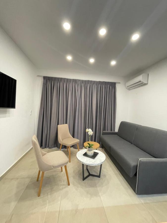 Central Luxury Apartment In Paralia Ofryniou Ofrinion Exterior photo