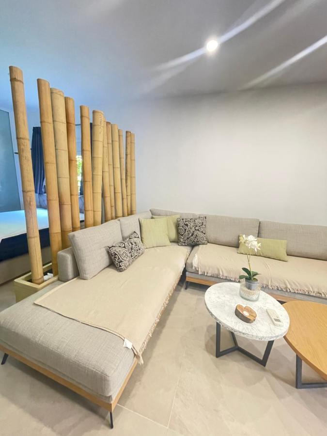 Central Luxury Apartment In Paralia Ofryniou Ofrinion Exterior photo