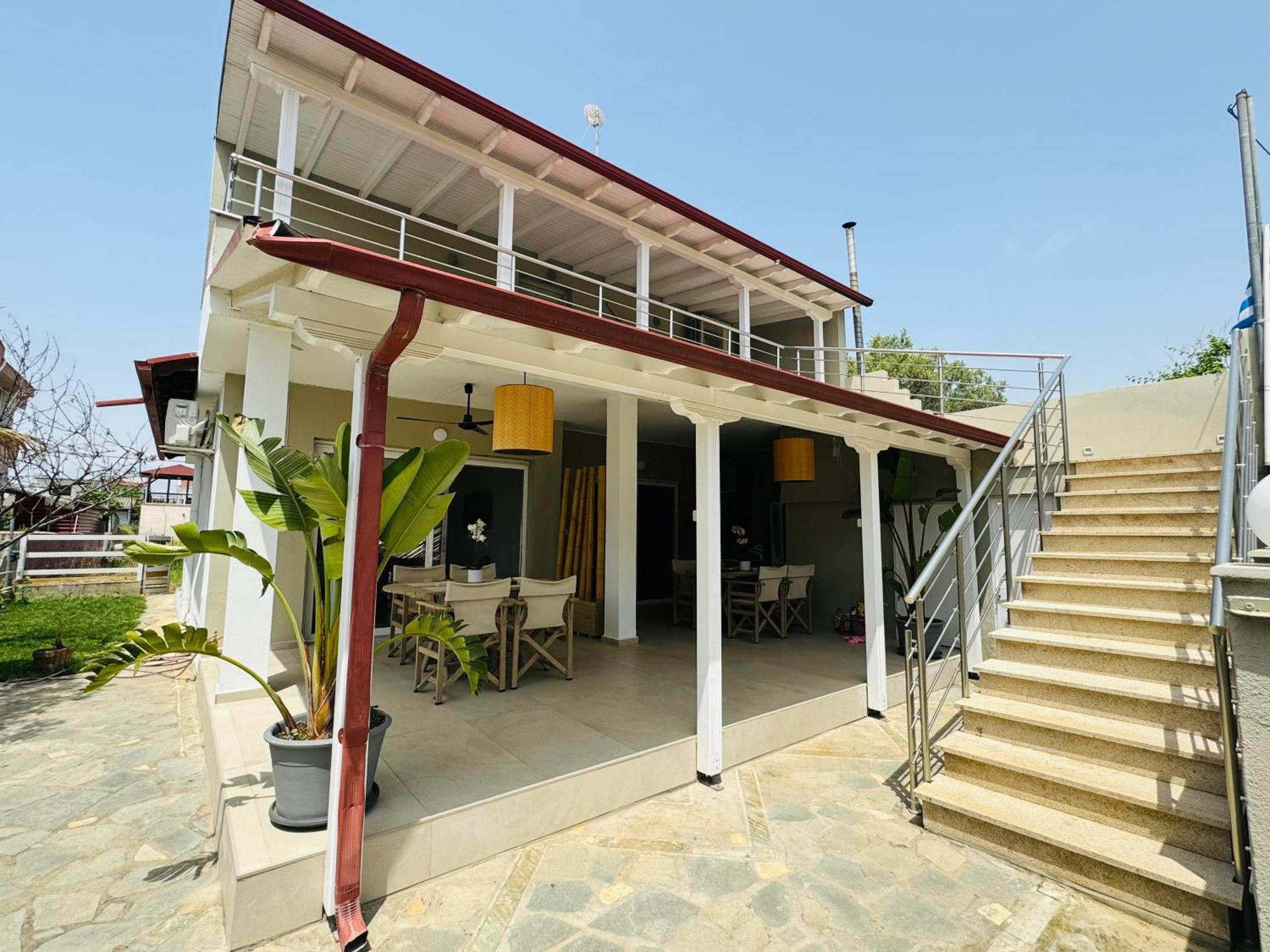 Central Luxury Apartment In Paralia Ofryniou Ofrinion Exterior photo